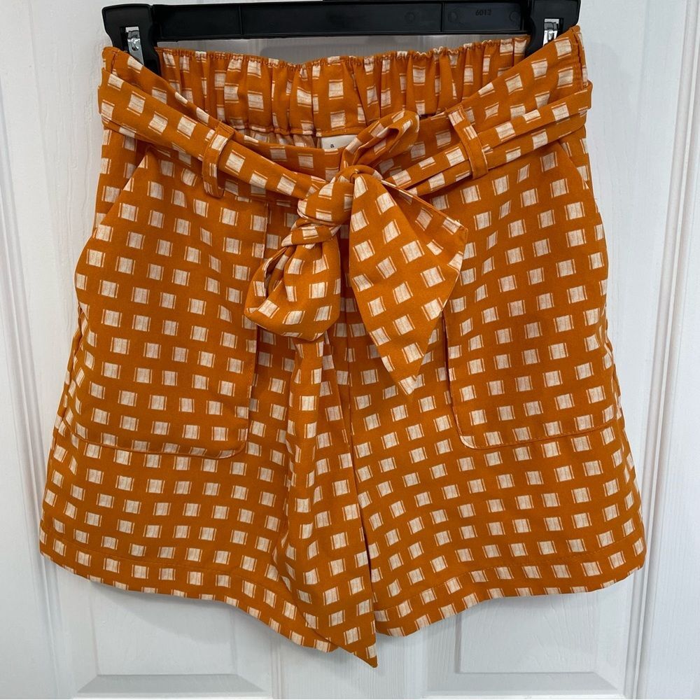 A New Day Orange White Checker High Waist Paper Bag Waist Shorts Women’s Size XS